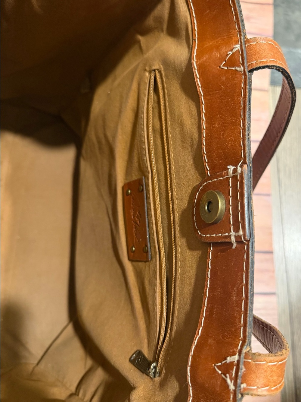 Patricia Nash - Classic Brown Leather Tote Bag - Picture 3 of 9